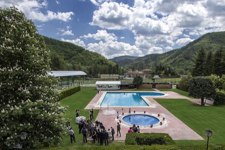 Pool 10 of 58