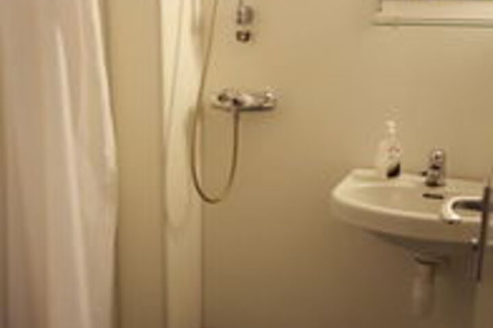 Room 2 of 16