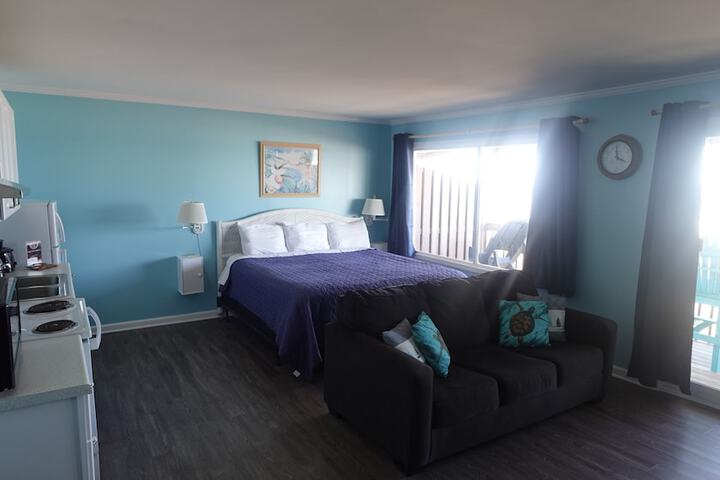 Room 35 of 282