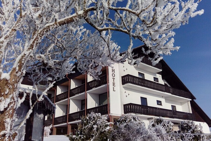 Hotel Entry