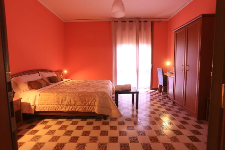 Room 13 of 64