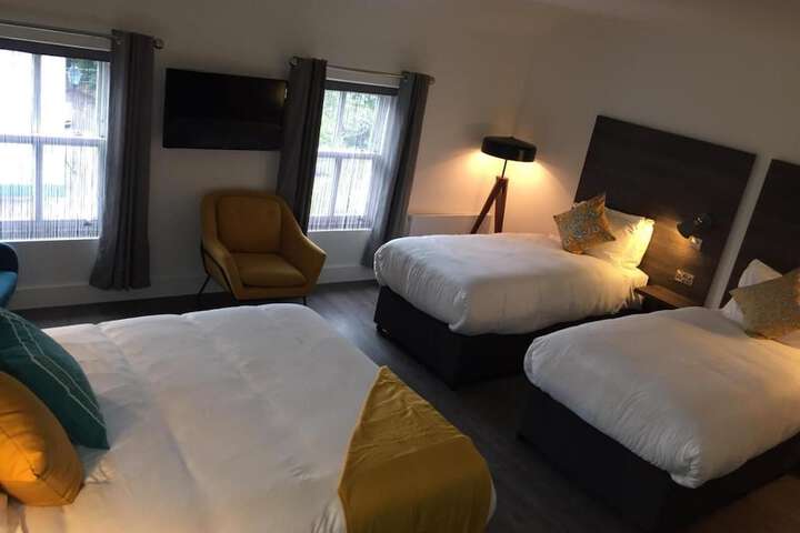 Room 19 of 35