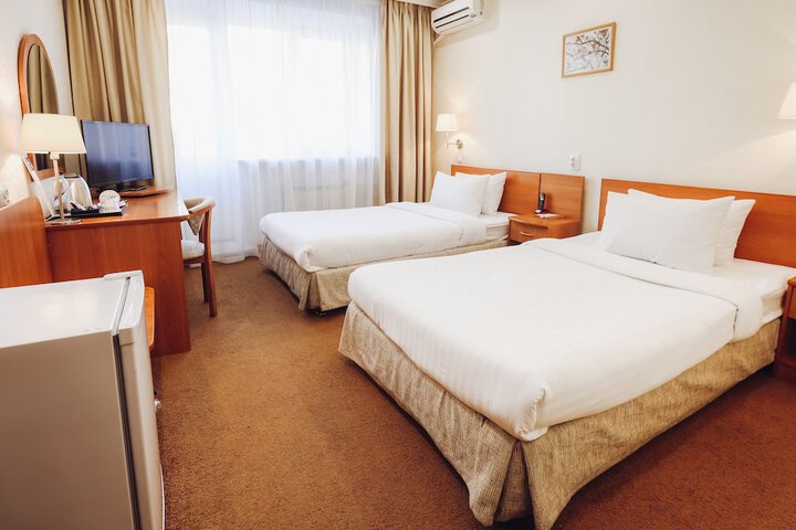 Room 18 of 37