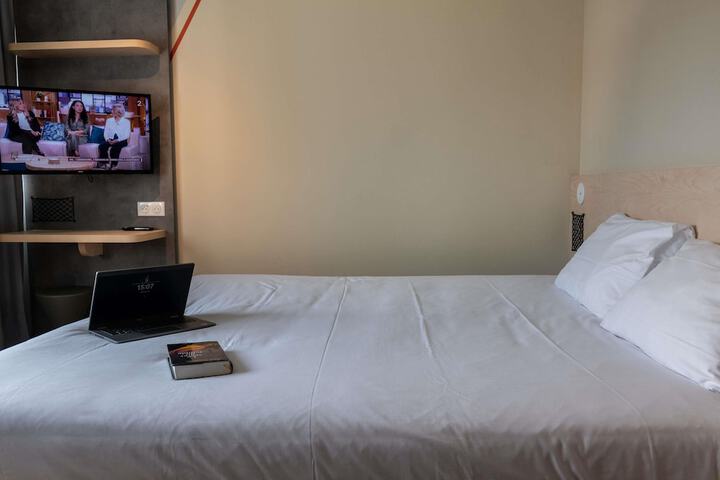 Room 39 of 97