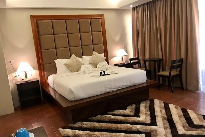 Room 40 of 63