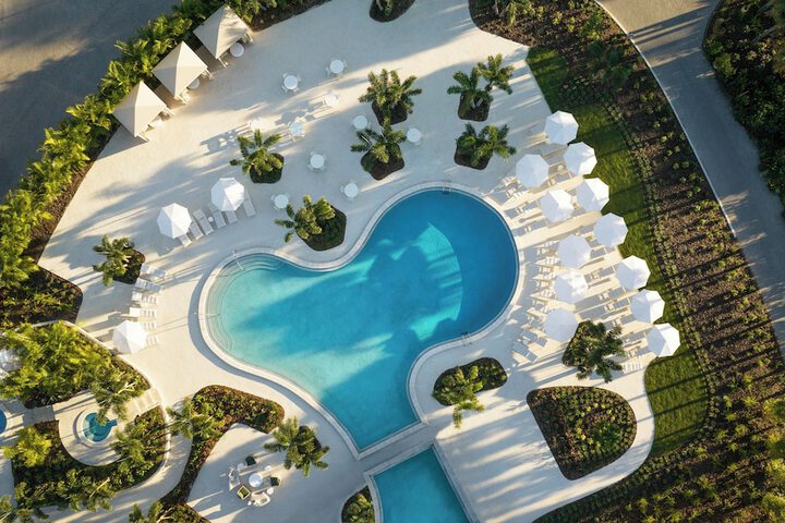 Pool 40 of 74