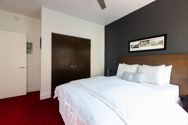 Room 19 of 133