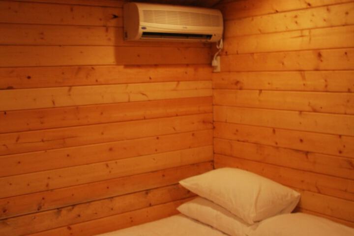 Room 5 of 36