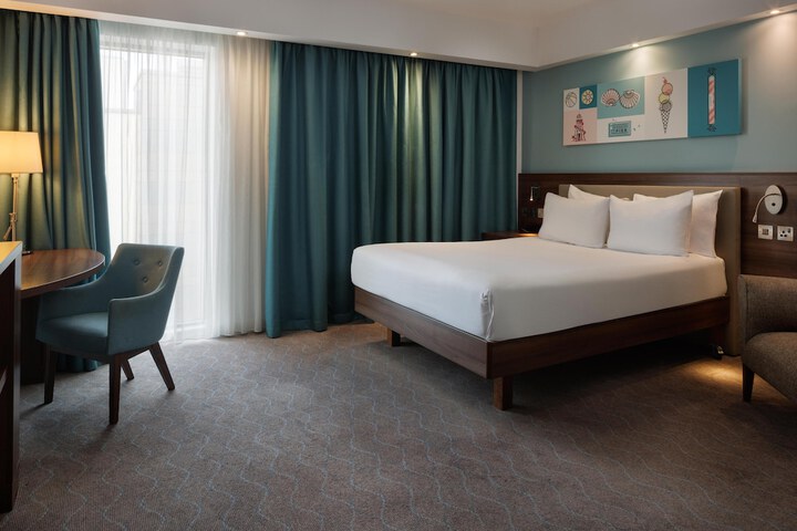 Room 33 of 52