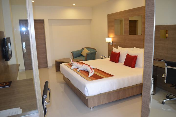 Exterior of Regency Tiruttani by GRT Hotels