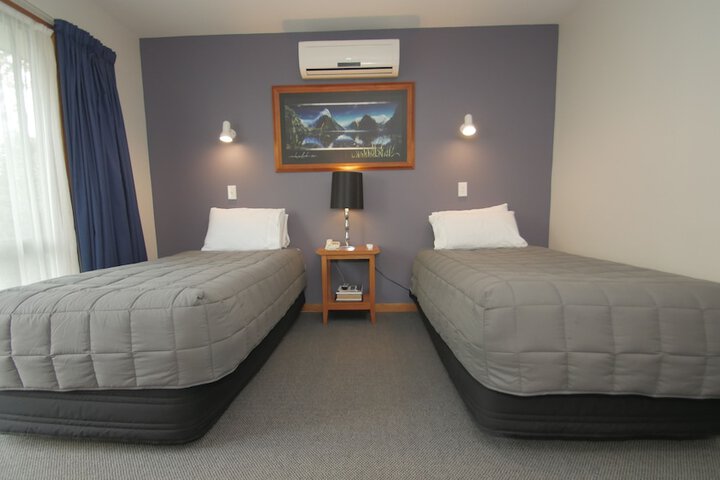 Room 9 of 55
