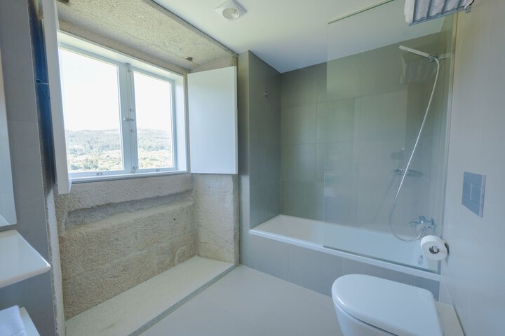 Room 43 of 69