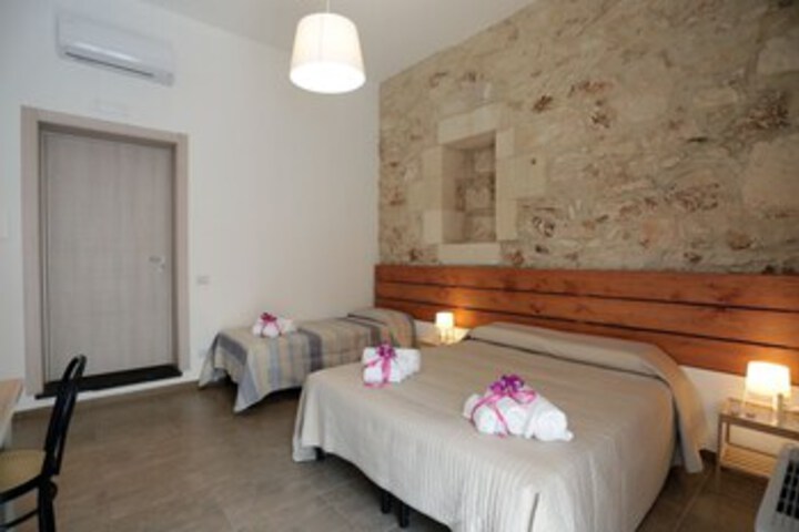 Room 20 of 24