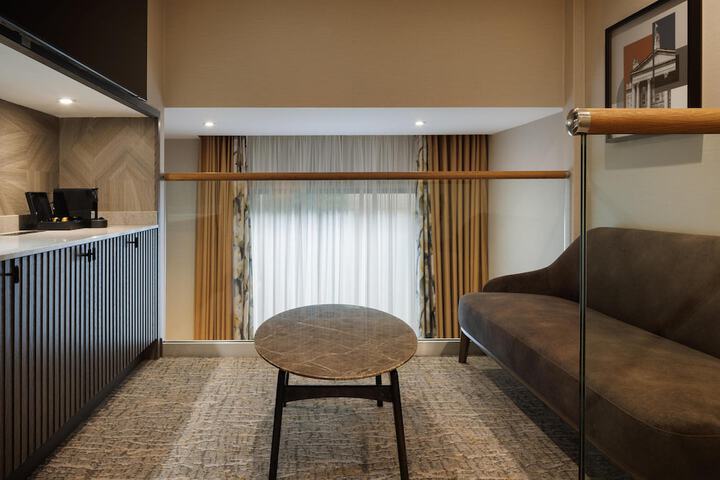 Room 56 of 114