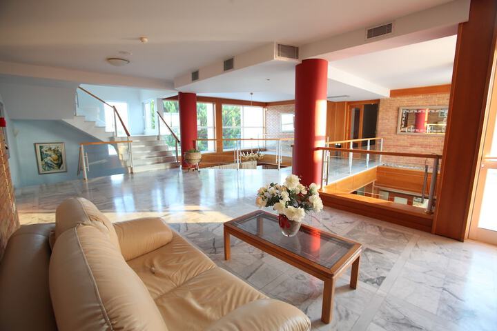 Hotel Interior 5 of 42