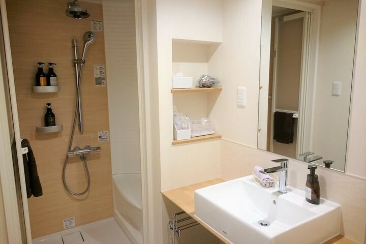 Bath Interior