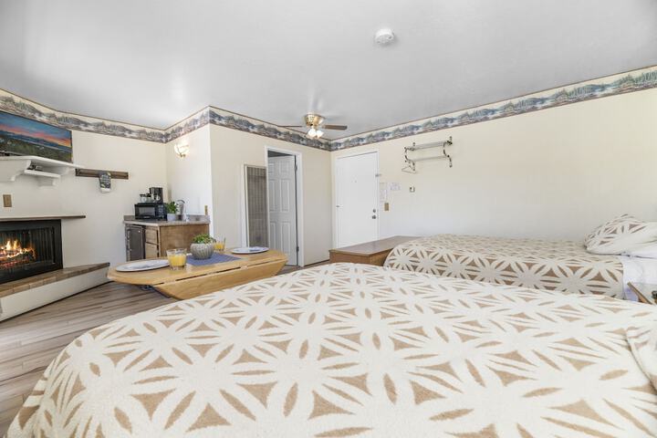 Standard 2 Queen Beds Garden View Balcony (77 of 86)