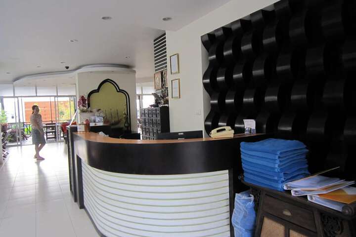 Guest Lobby