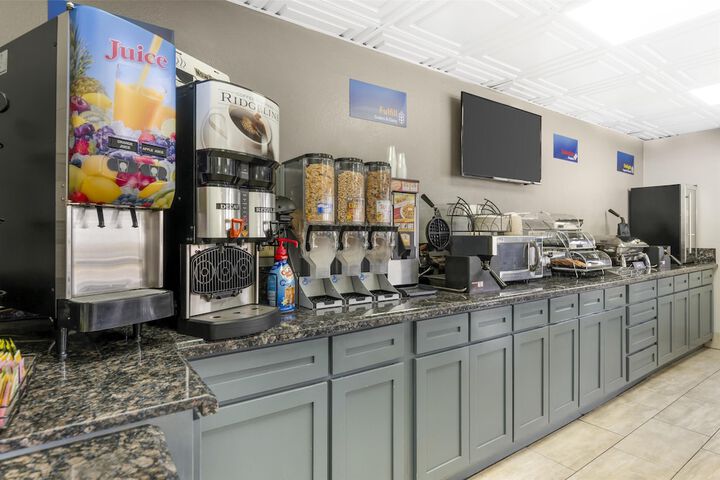 Breakfast/Coffee Service 15 of 21