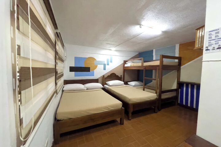 Room 30 of 72