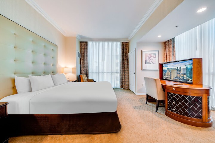 Room 42 of 103