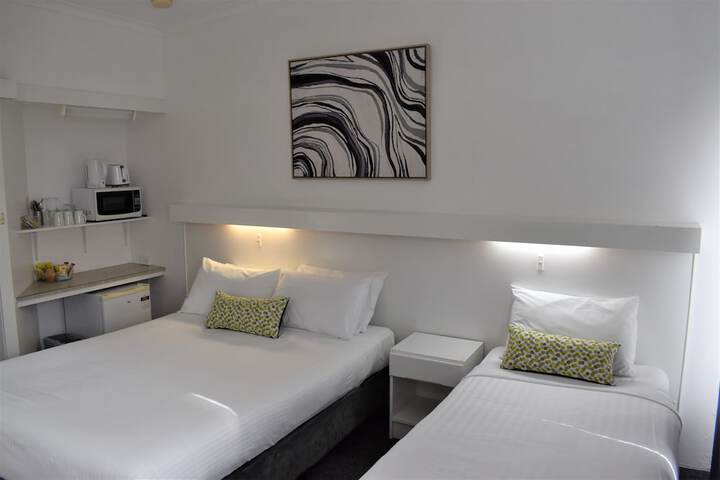 Room 20 of 118