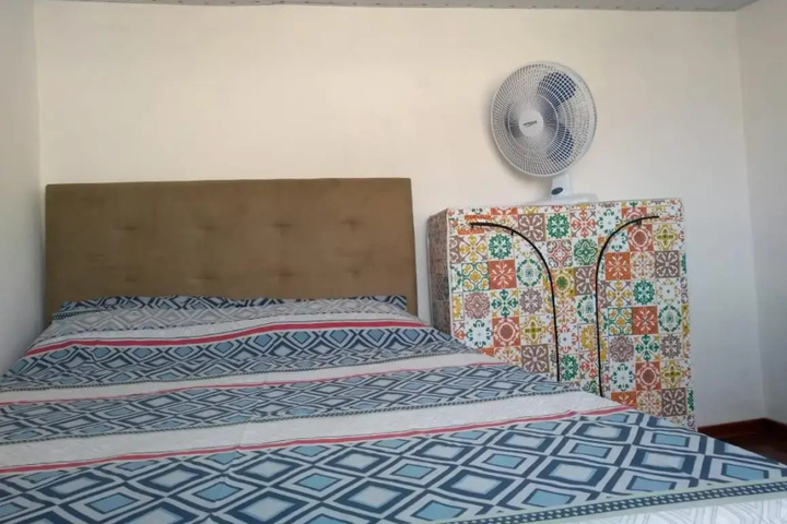 Room 2 of 17