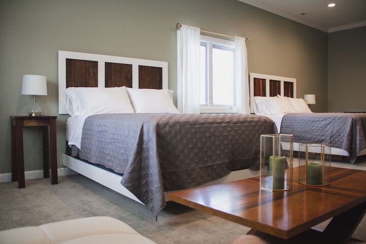 Room 2 of 48