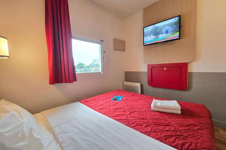 Premiere Classe Troyes Sud - Parc Saint Thibault in Bucheres