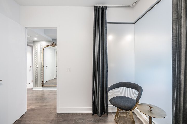 Room 6 of 85
