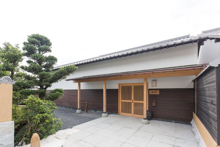 Room 15 of 294