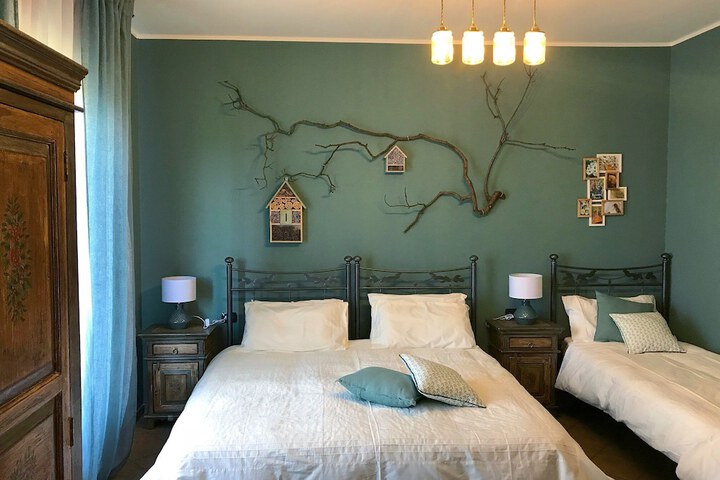 Room 5 of 57