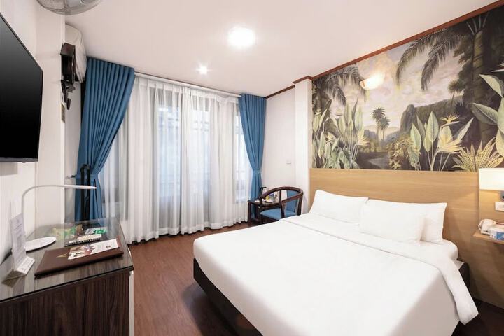 Room 21 of 31