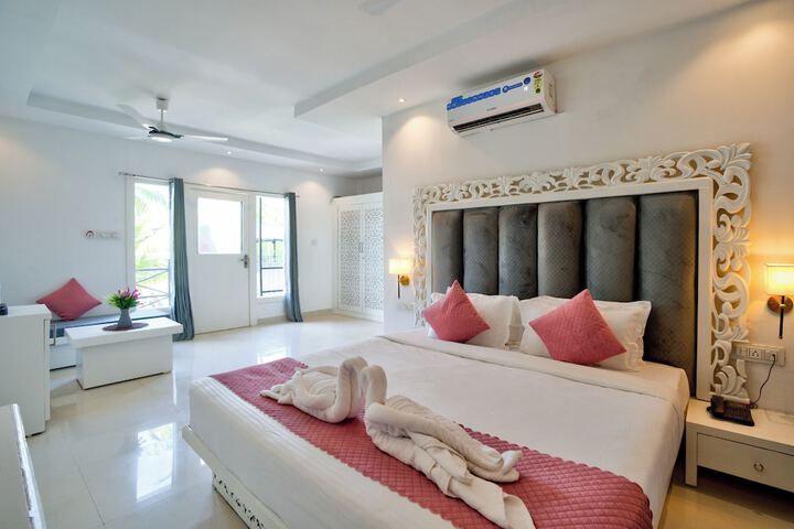 Room 12 of 68