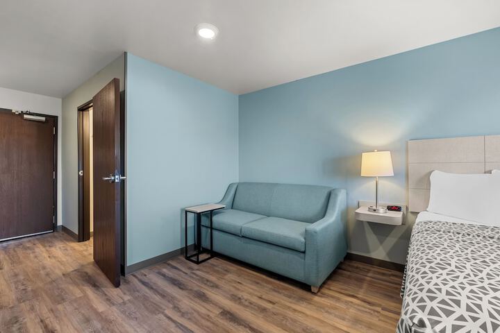 Room 8 of 45