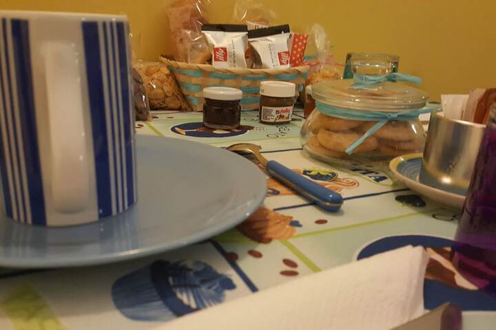 Breakfast/Coffee Service 74 of 81