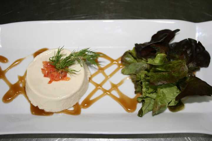 Dining 36 of 46