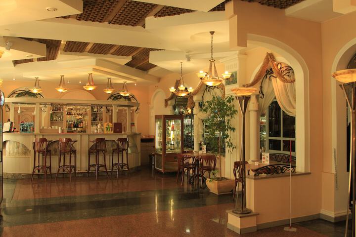 Guest Lobby
