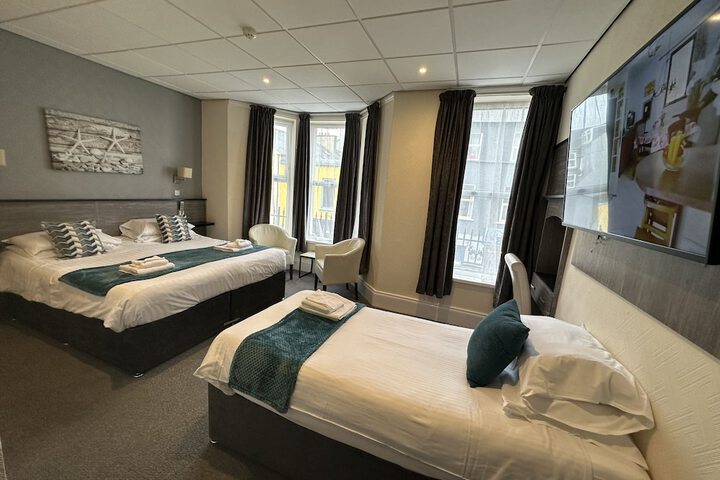 Room 16 of 26