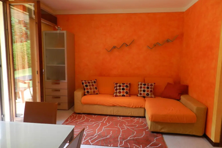 Room 3 of 17