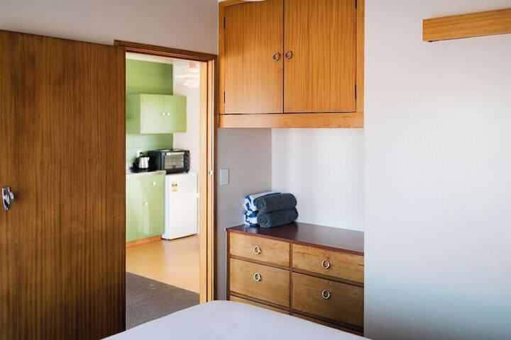 Room 7 of 34