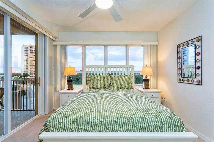 Room 31 of 31