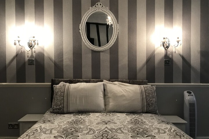 Room 18 of 38