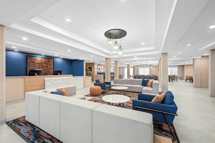Hotel Lobby