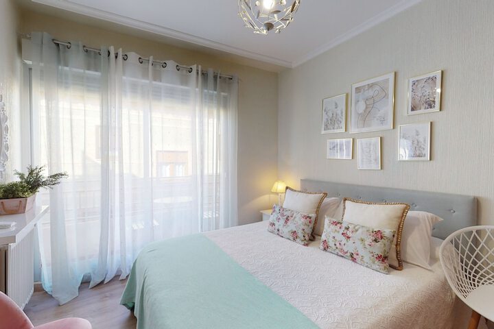 Room 25 of 135