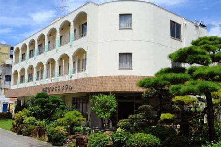 Nago Business Hotel