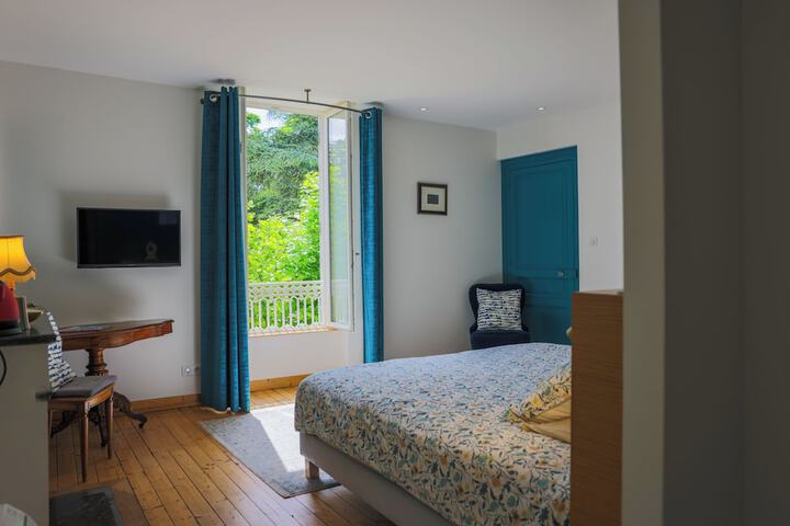 Room 15 of 69