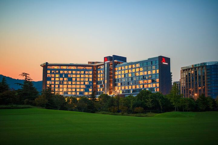 Exterior of Suzhou Marriott Hotel Taihu Lake