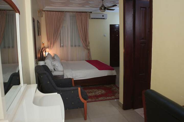 Room 20 of 37