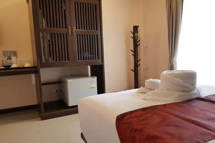 Room 36 of 76